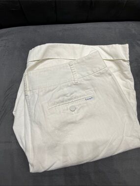 LizGolf Audra Women’s Cream Chino Shorts